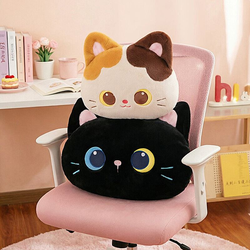 Lucu Dan Menggemaskan Tri-Kucing Warna Dan Bantal Kucing Hitam Dan Mainan Mewah